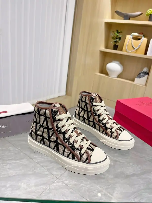 valentino high tops chaussures pour femme s_11ab234